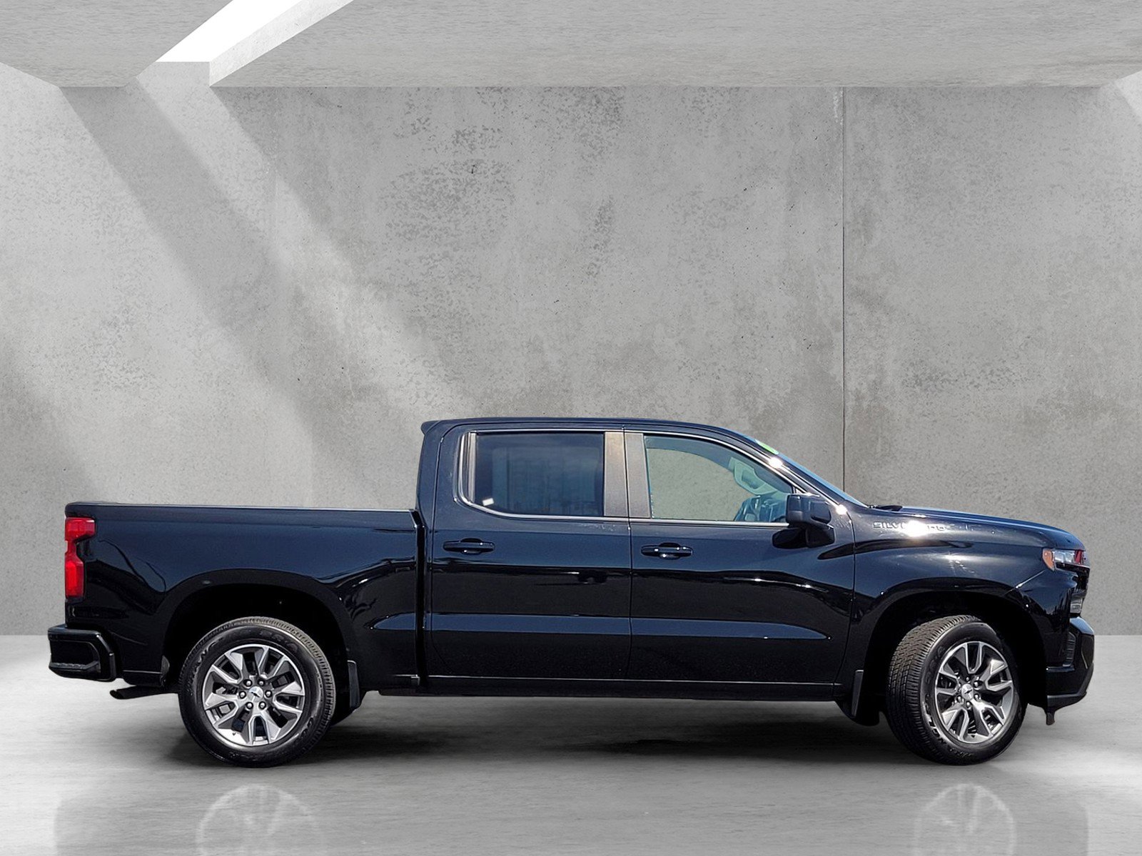 Used 2020 Chevrolet Silverado 1500 RST w/ All-Star Edition image 3