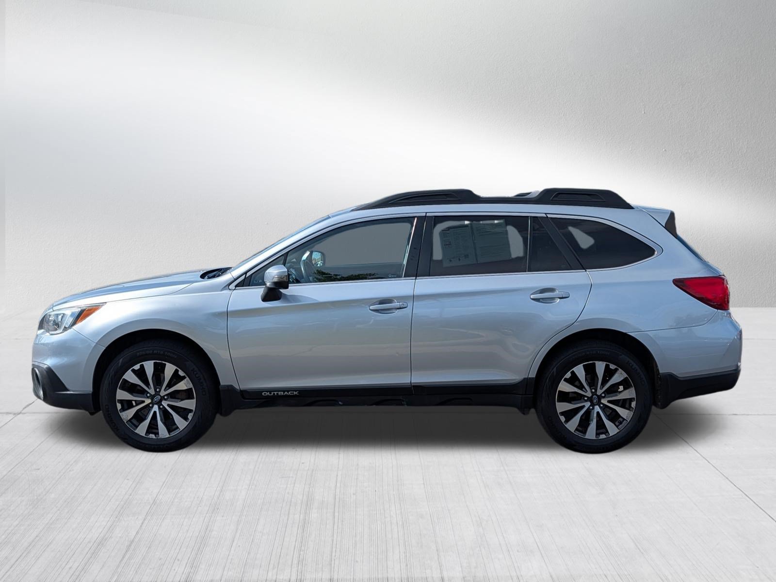 Used 2017 Subaru Outback 2.5i Limited AWD/4WD image 4