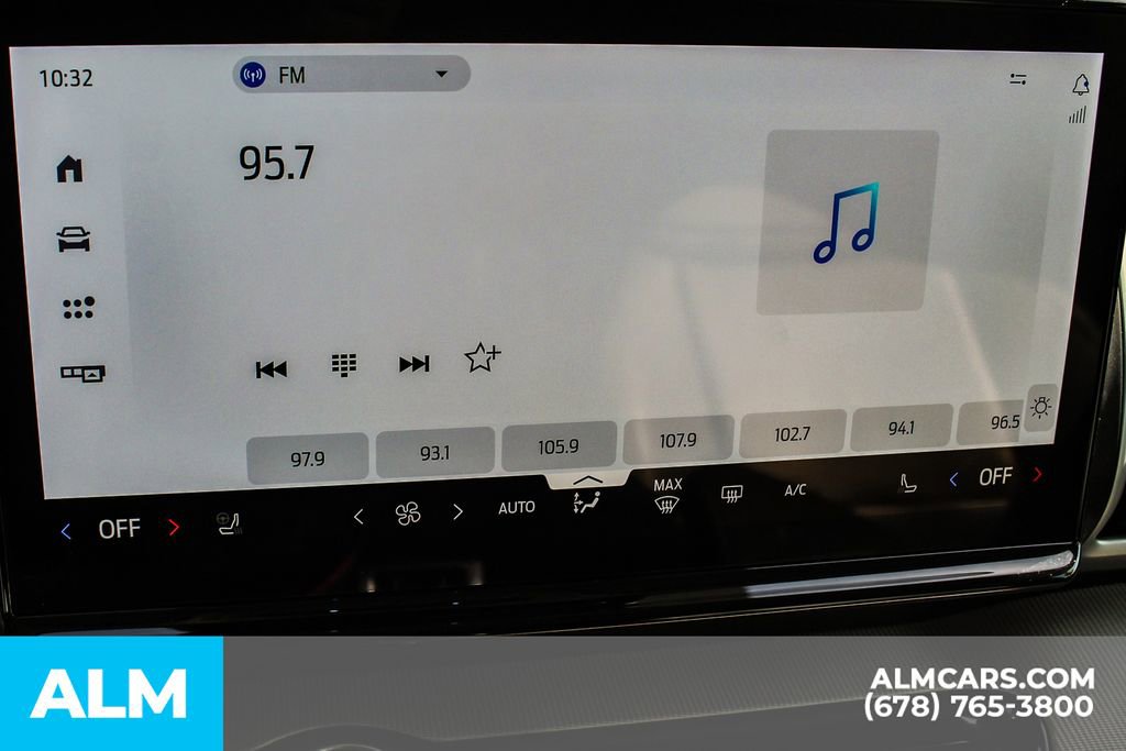 Used 2025 Ford Expedition Max Active AWD/4WD image 35