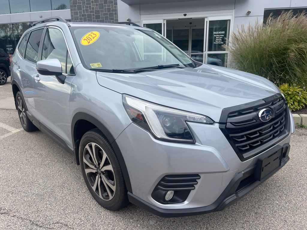 Used 2023 Subaru Forester Premium AWD/4WD image 9