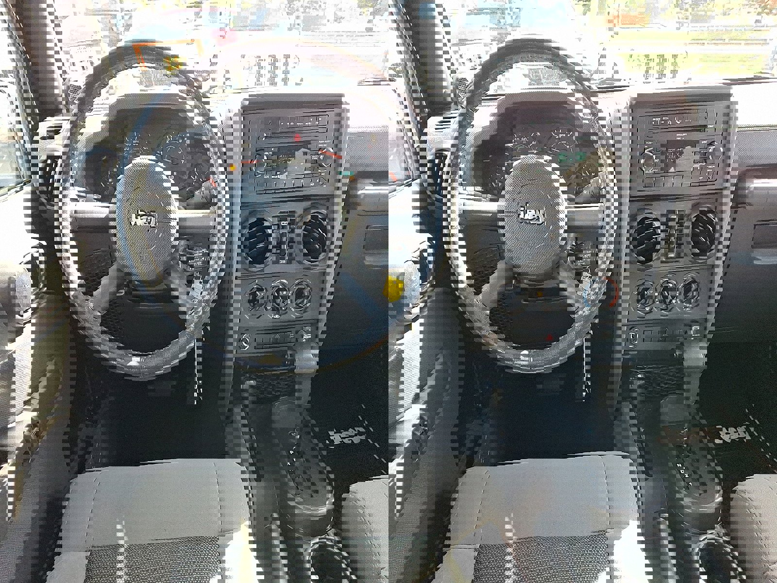 Used 2009 Jeep Wrangler X image 10