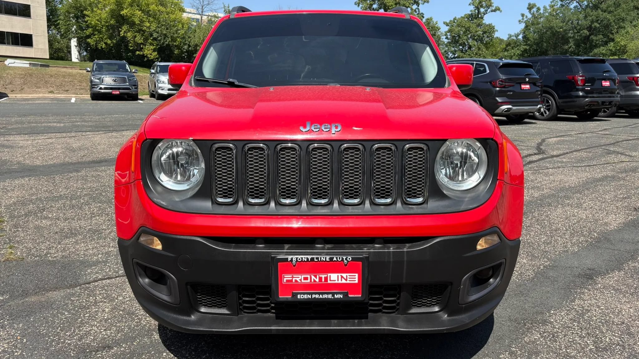 Used 2017 Jeep Renegade Latitude w/ Popular Equipment Group AWD/4WD image 14