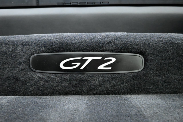 Used 2003 Porsche 911 GT2 RWD image 8