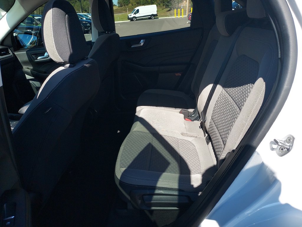 Used 2021 Ford Escape SE FWD image 14
