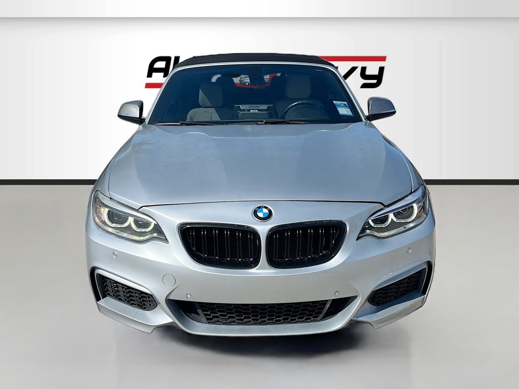 Used 2015 BMW M235i Convertible RWD image 2