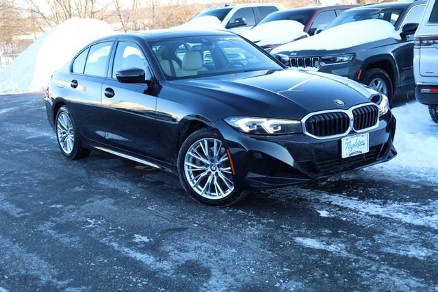 Used 2023 BMW 330i xDrive Sedan w/ Premium Package image 2