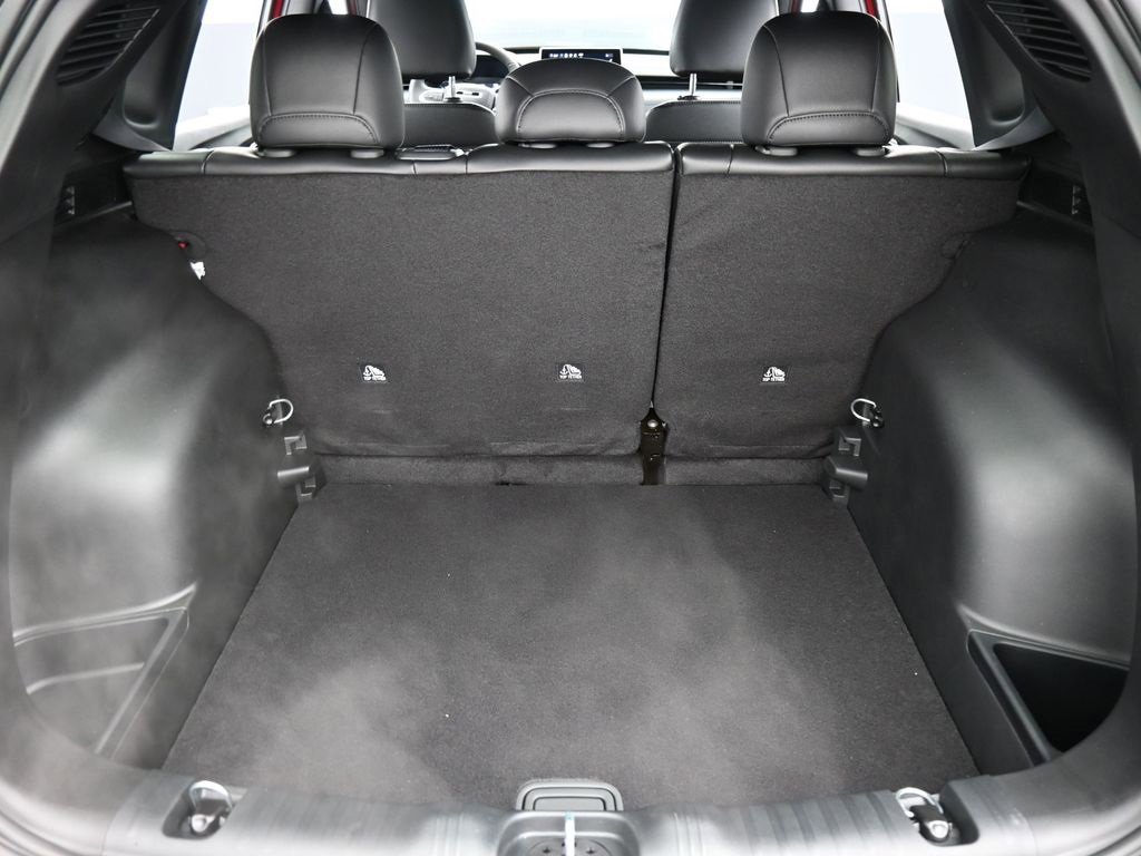 New 2026 Jeep Compass Latitude image 14