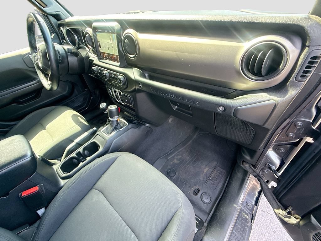 Used 2021 Jeep Wrangler Unlimited Sport AWD/4WD image 34