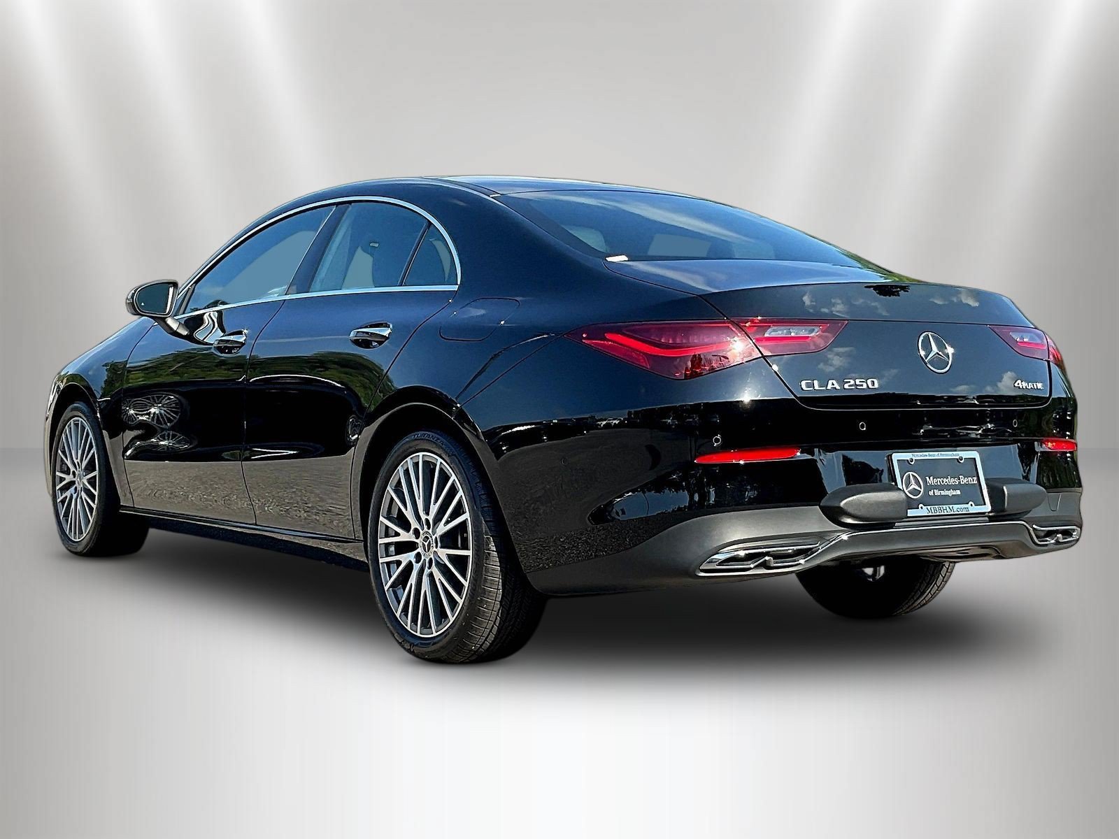 Used 2025 Mercedes-Benz CLA 250 4MATIC image 5