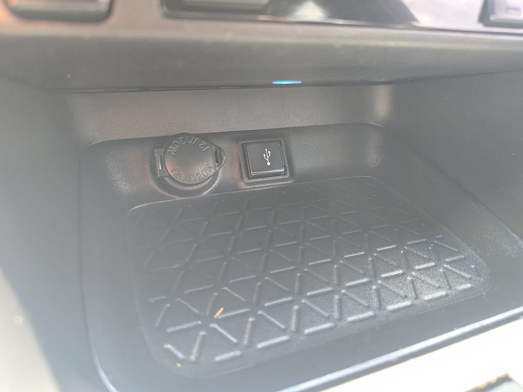 Used 2021 Toyota RAV4 XSE w/ XSE Grade Weather Package AWD/4WD image 31