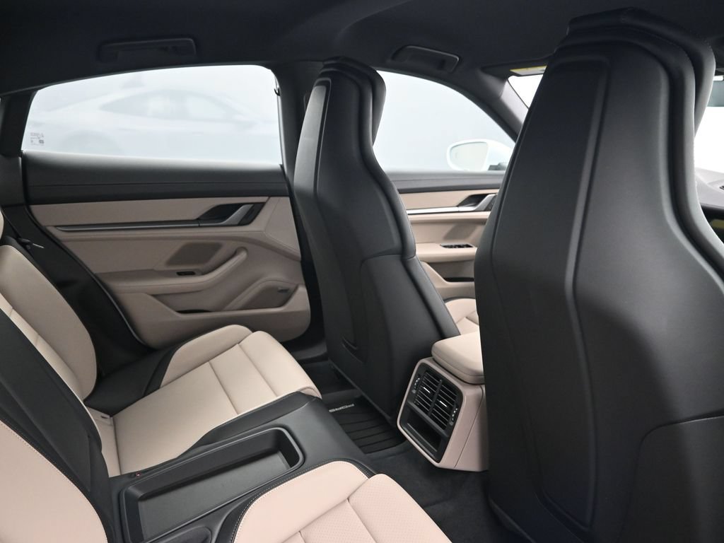 New 2026 Porsche Taycan 4S AWD/4WD image 7