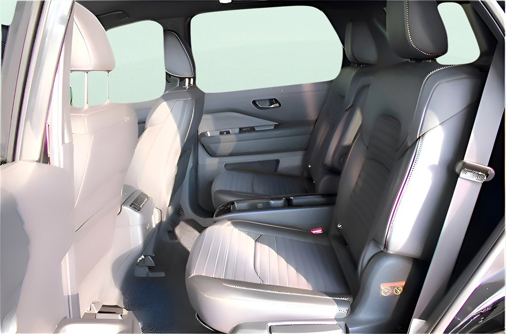 Used 2025 Nissan Pathfinder Rock Creek image 20