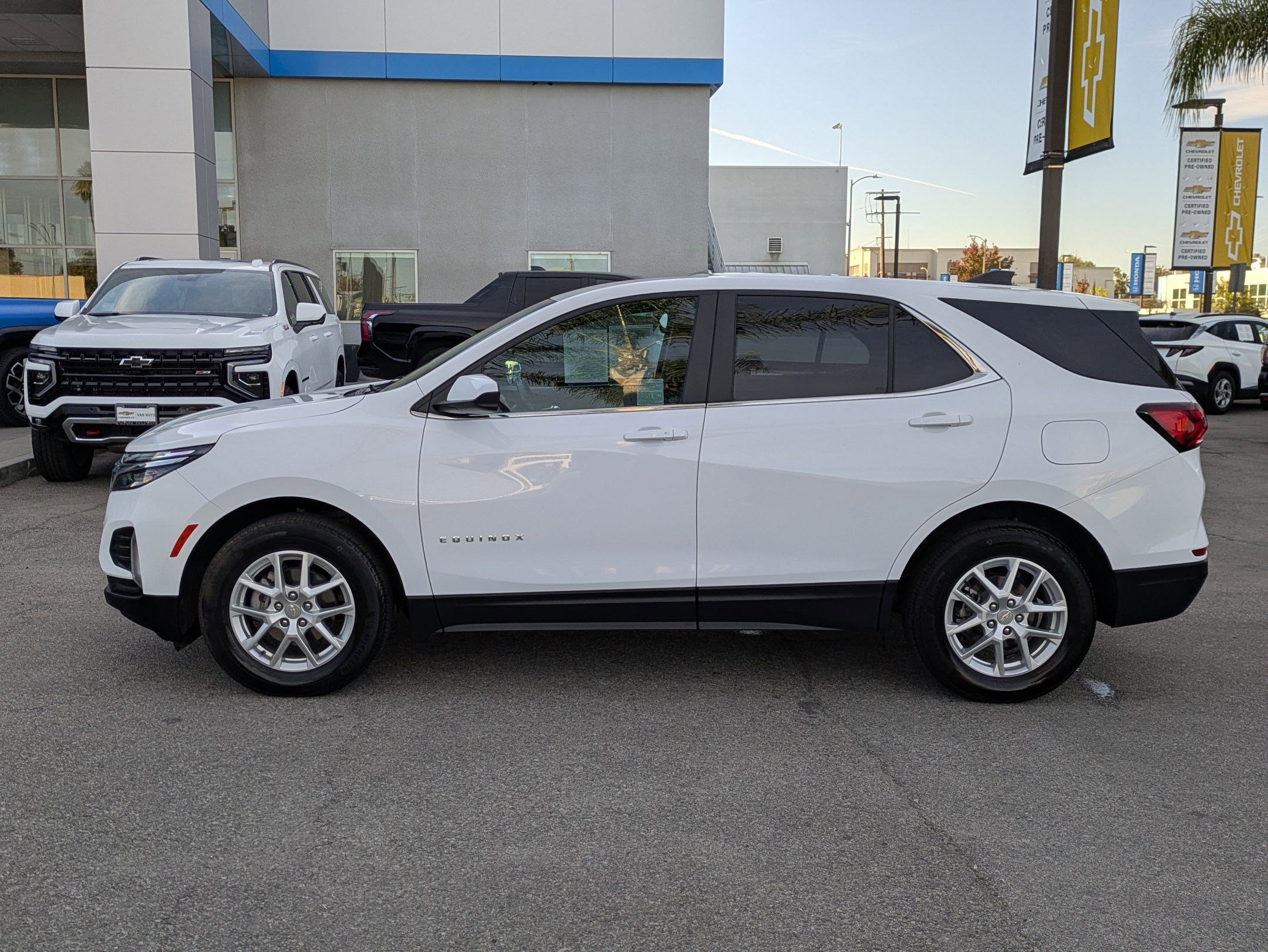 Used 2022 Chevrolet Equinox LT image 8