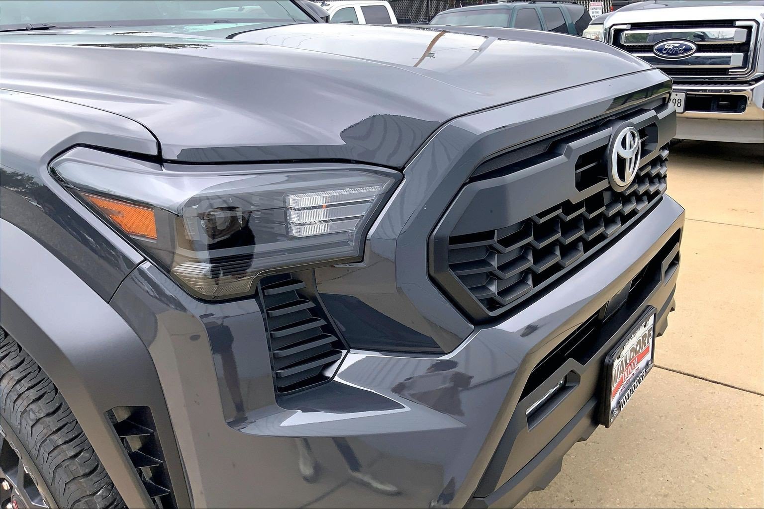 Used 2025 Toyota Tacoma TRD Off-Road AWD/4WD image 34
