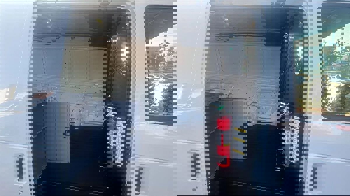 Used 2013 Ford E-150 and Econoline 150 image 8