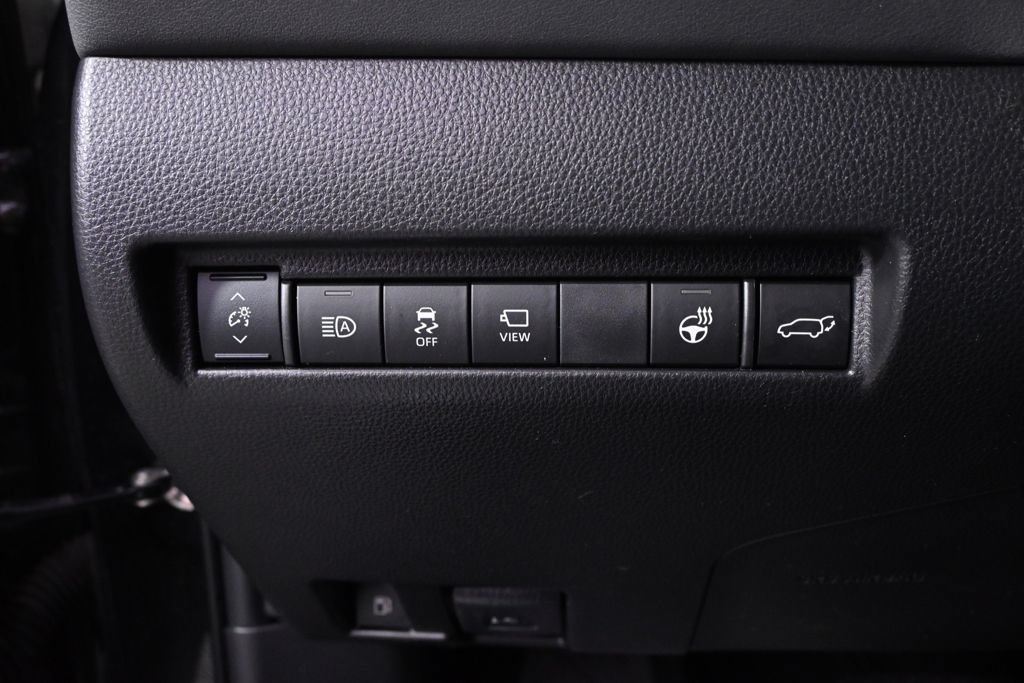 Used 2023 Toyota Venza Limited AWD/4WD image 23