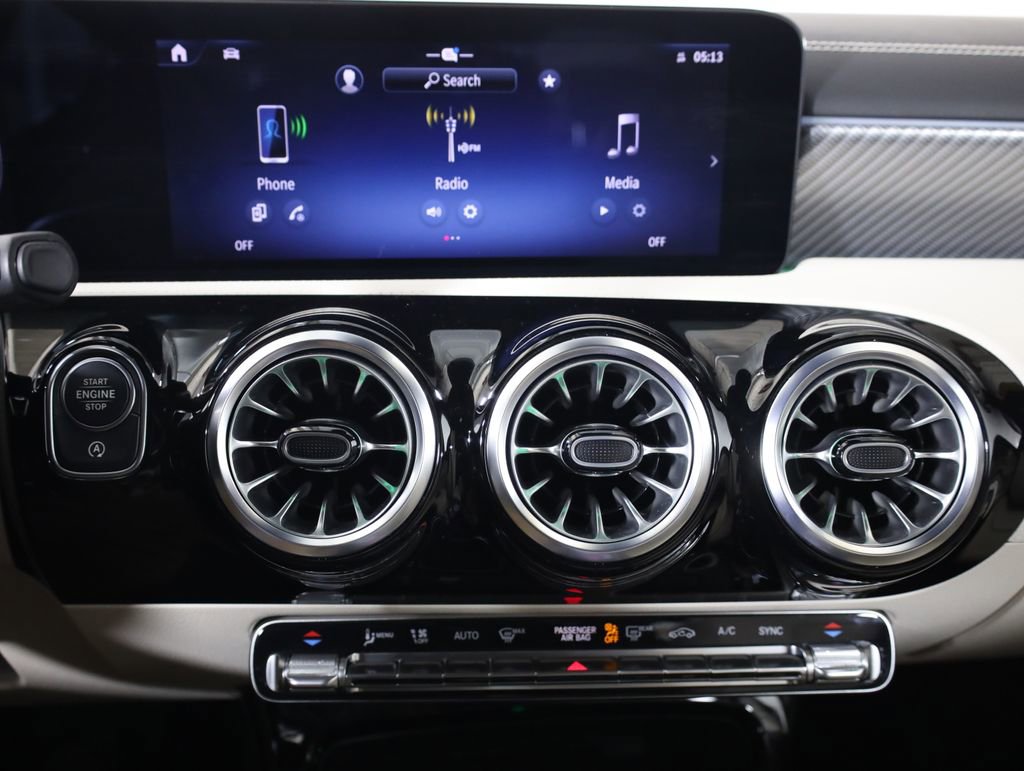 Certified 2025 Mercedes-Benz CLA 250 4MATIC image 24