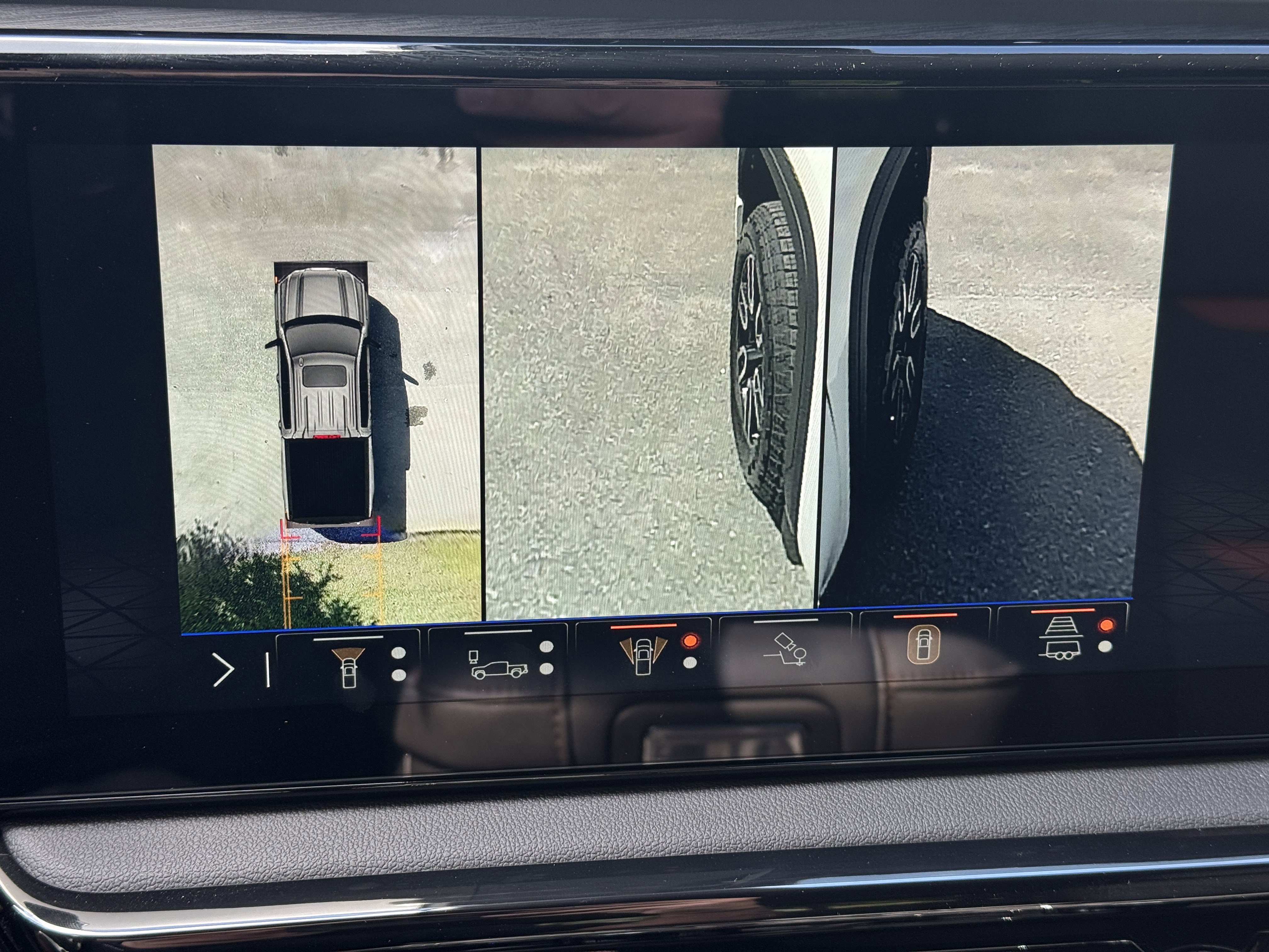 New 2026 GMC Sierra 1500 AT4 w/ Technology Package image 44