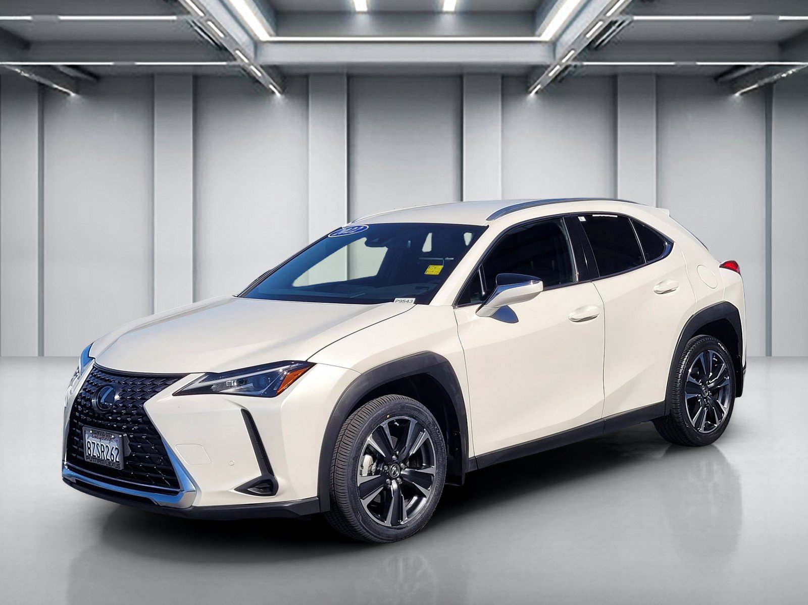 Certified 2022 Lexus UX 200 w/ Accessory Package (Z2) FWD image 9