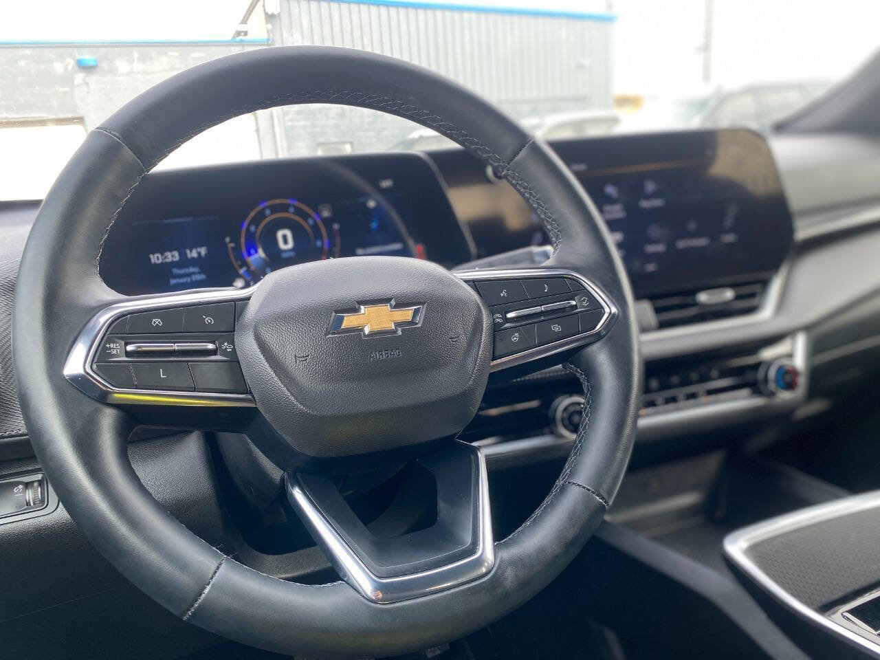 Used 2025 Chevrolet Equinox LT w/ Safety and Technology Package image 22