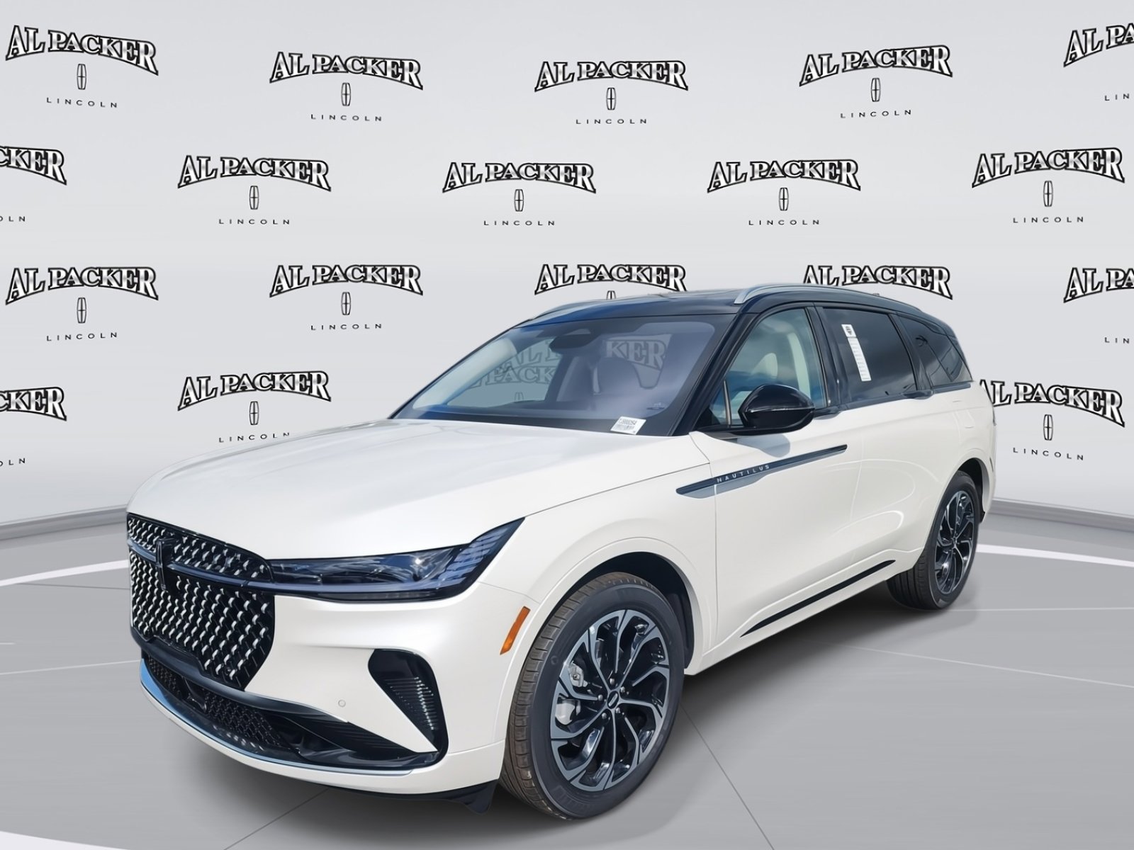 New 2026 Lincoln Nautilus Reserve image 1