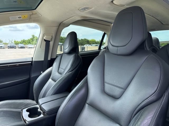Used 2016 Tesla Model X 90D image 16