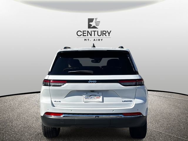 Used 2023 Jeep Grand Cherokee Limited w/ Trailer Tow Prep Group (B) image 3