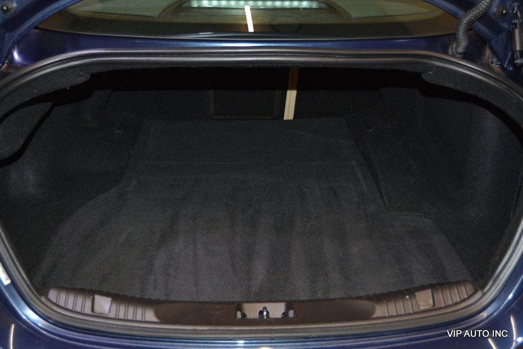 Used 2012 Jaguar XF image 34