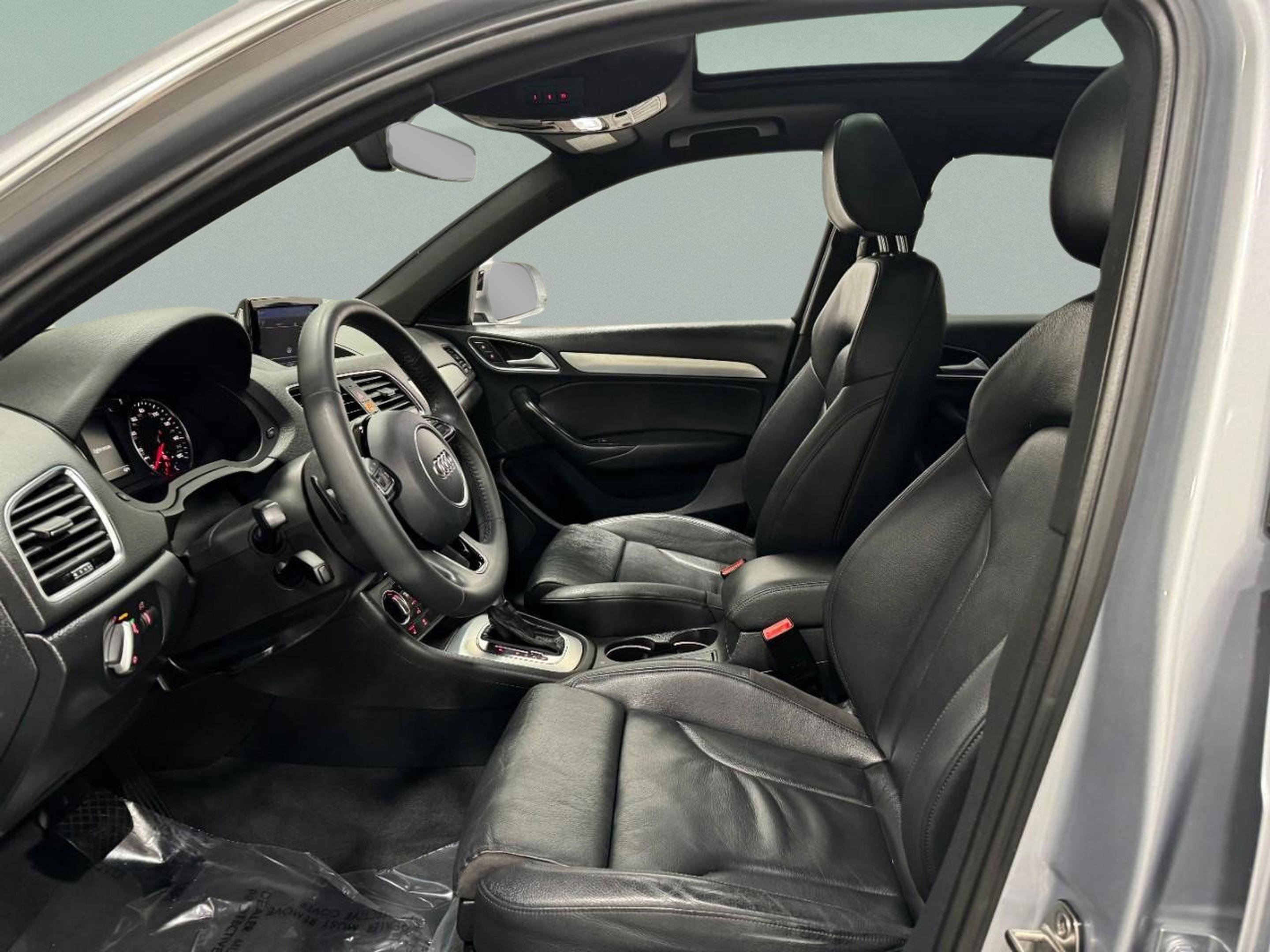 Used 2018 Audi Q3 2.0T Premium Plus image 23