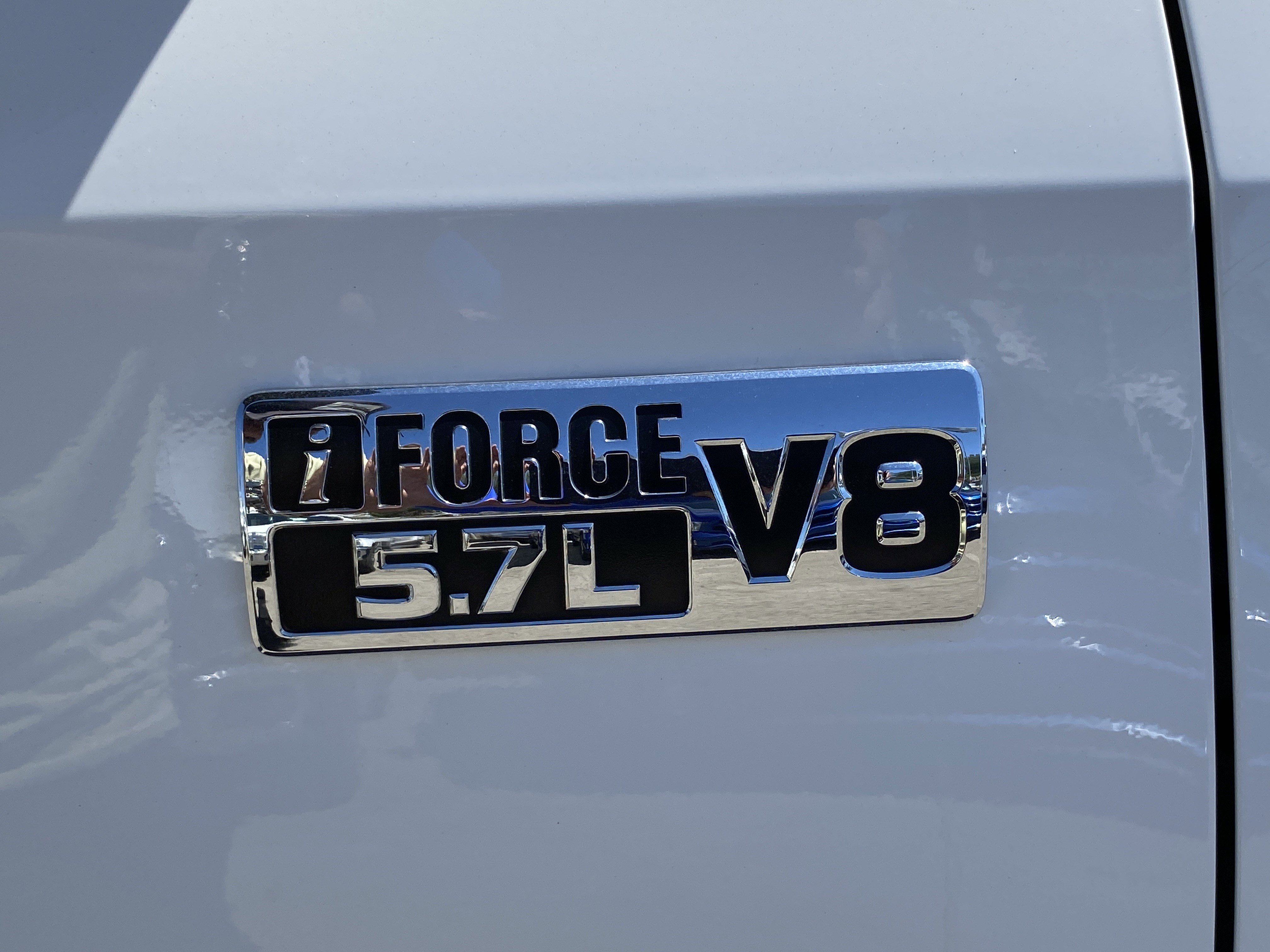 Used 2018 Toyota Tundra SR5 w/ SR5 Upgrade Package image 22