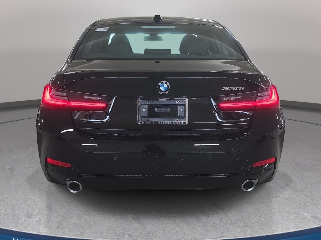 Certified 2026 BMW 330i Sedan RWD image 6
