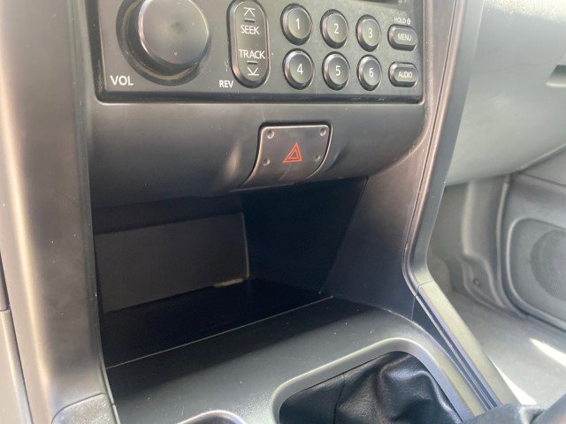 Used 2002 Nissan Frontier XE image 48