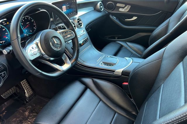 Used 2022 Mercedes-Benz GLC 300 4MATIC image 10