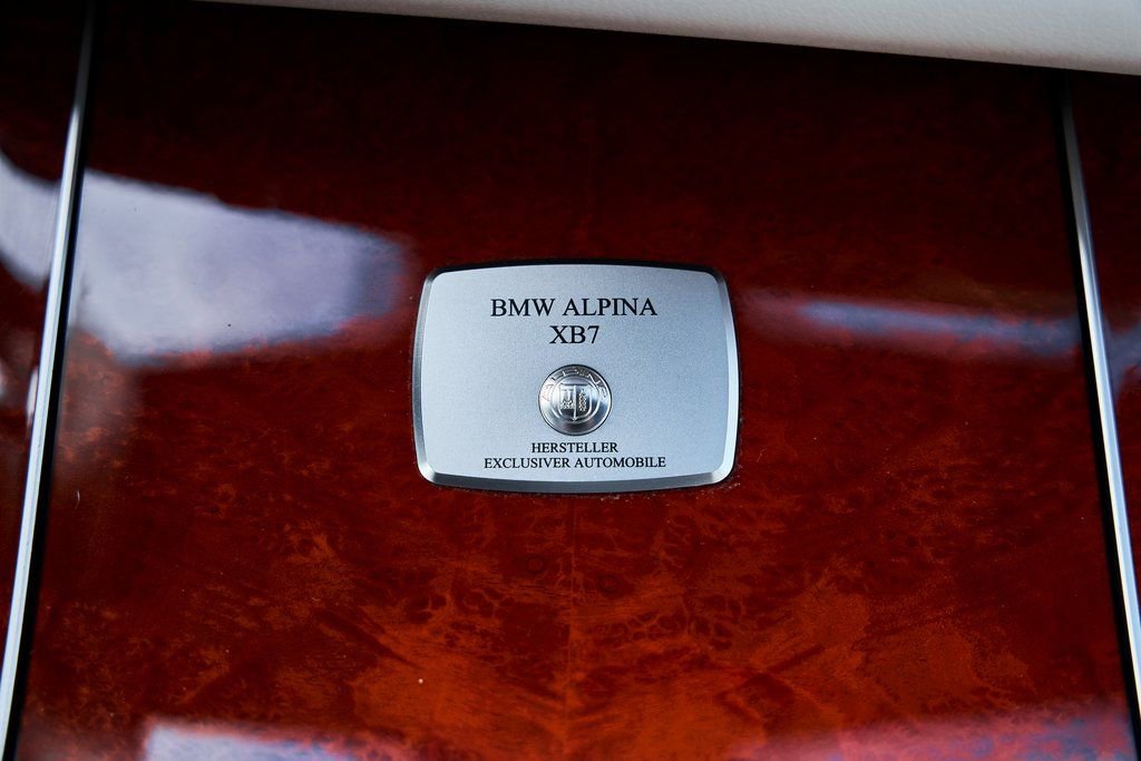 Used 2024 BMW ALPINA XB7 AWD/4WD image 83