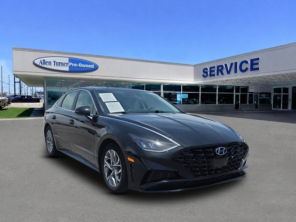 Used 2022 Hyundai Sonata SEL FWD image 2