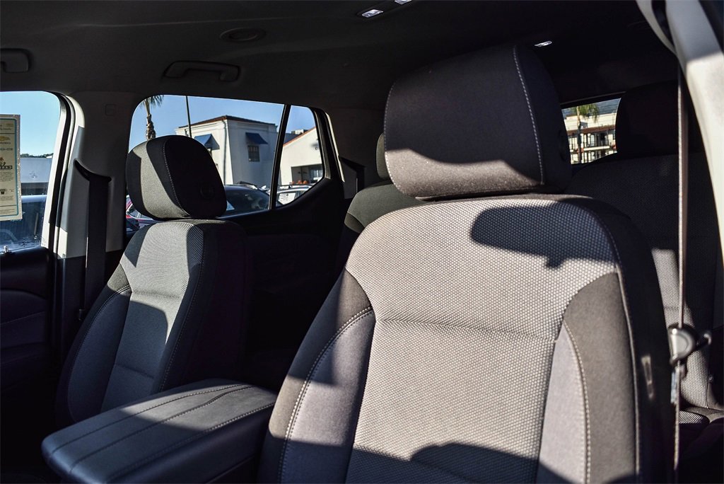 Used 2020 Chevrolet Traverse LT image 23