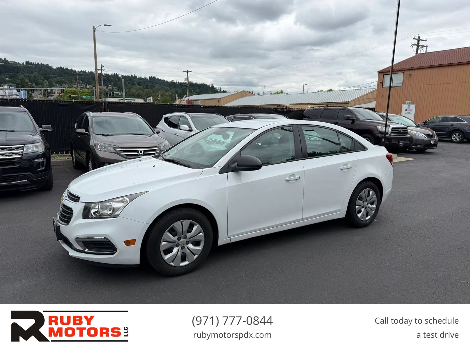 Used 2016 Chevrolet Cruze LS FWD image 1