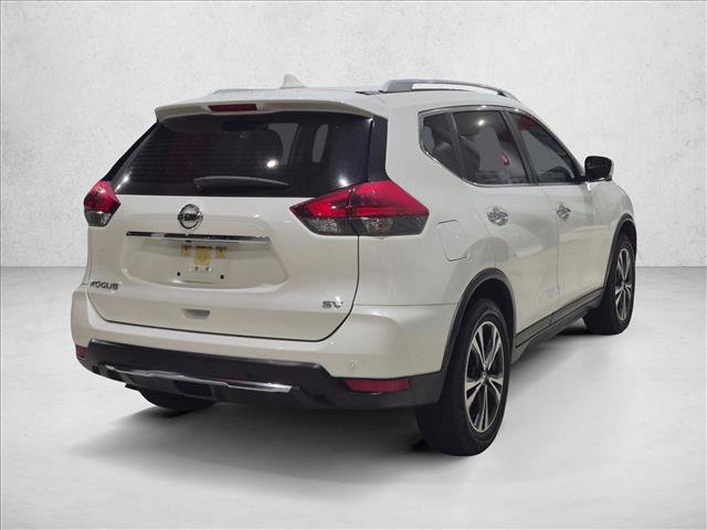 Used 2019 Nissan Rogue SV w/ Premium Package FWD image 5