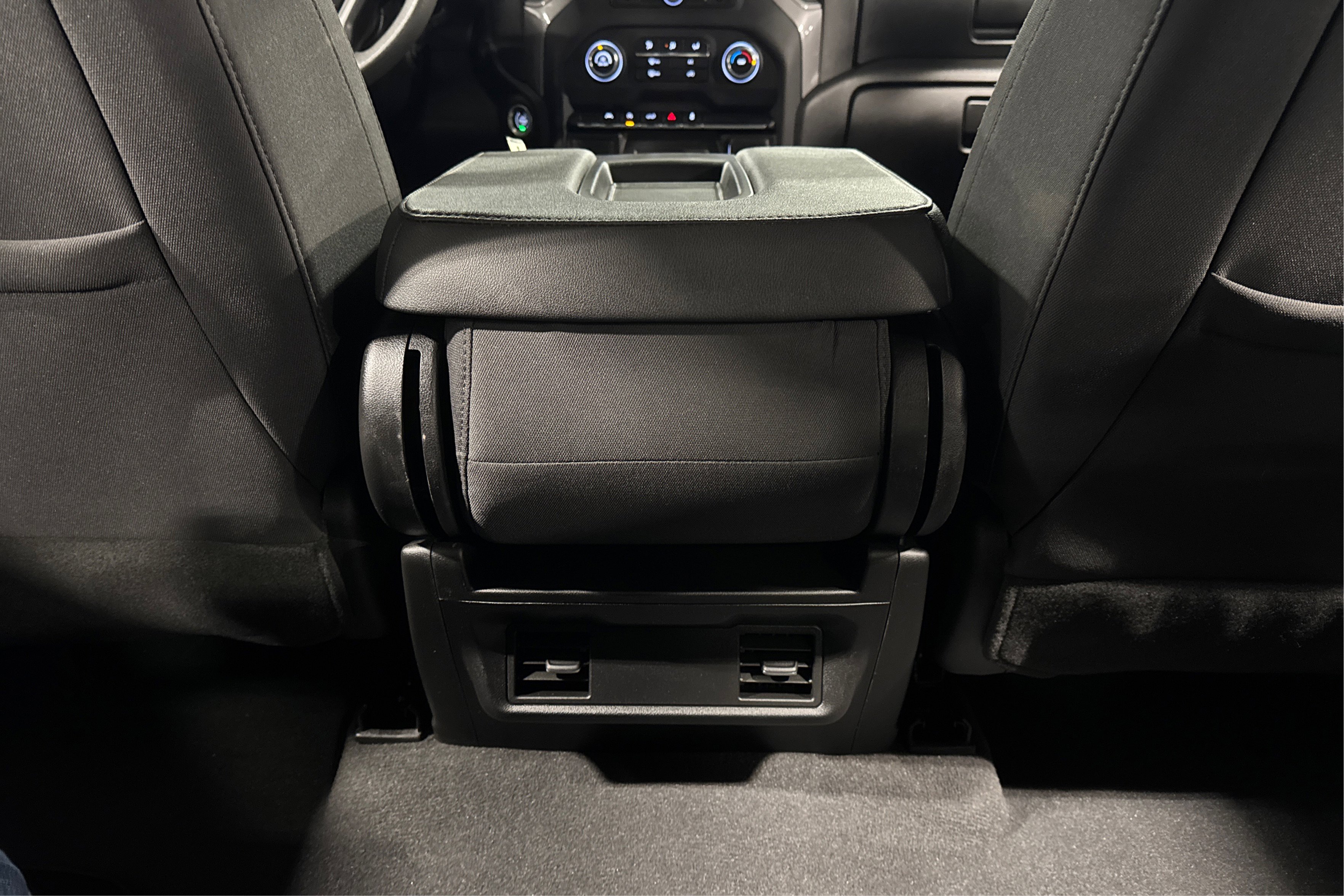 Used 2023 Chevrolet Silverado 1500 Custom image 35