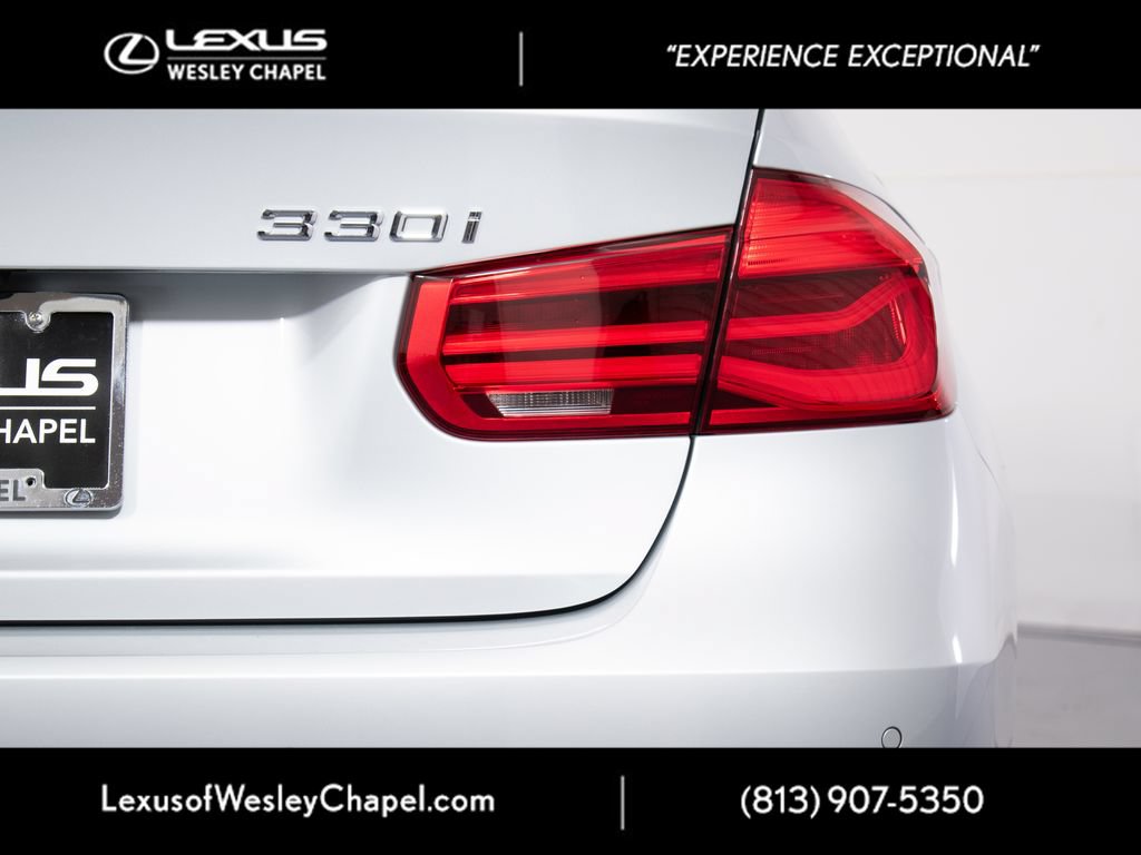 Used 2018 BMW 330i Sedan RWD image 8