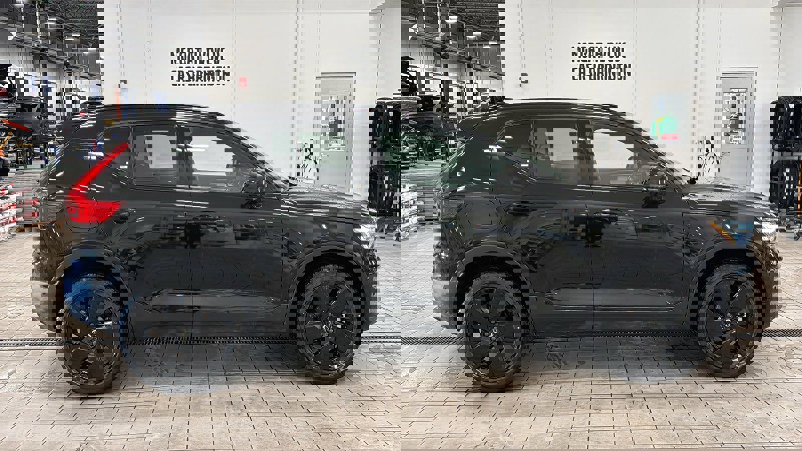 Used 2026 Volvo XC40 B5 Ultra w/ Protection Package Premier image 4