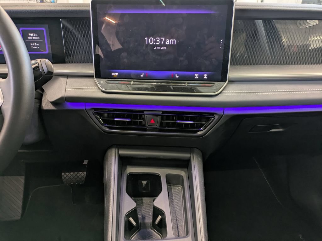 Certified 2025 Volkswagen Tiguan SE w/ Panoramic Sunroof Package AWD/4WD image 33