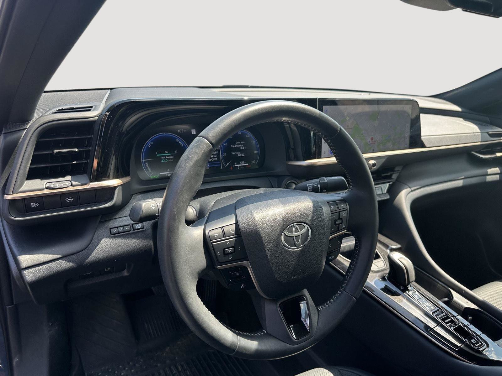 Used 2026 Toyota Crown AWD/4WD image 10