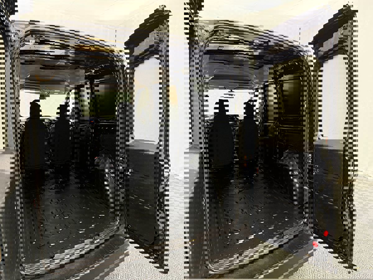 Used 2018 RAM ProMaster City Tradesman image 28