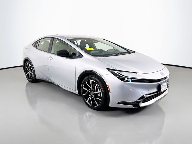 Used 2025 Toyota Prius Plug-In Hybrid image 10