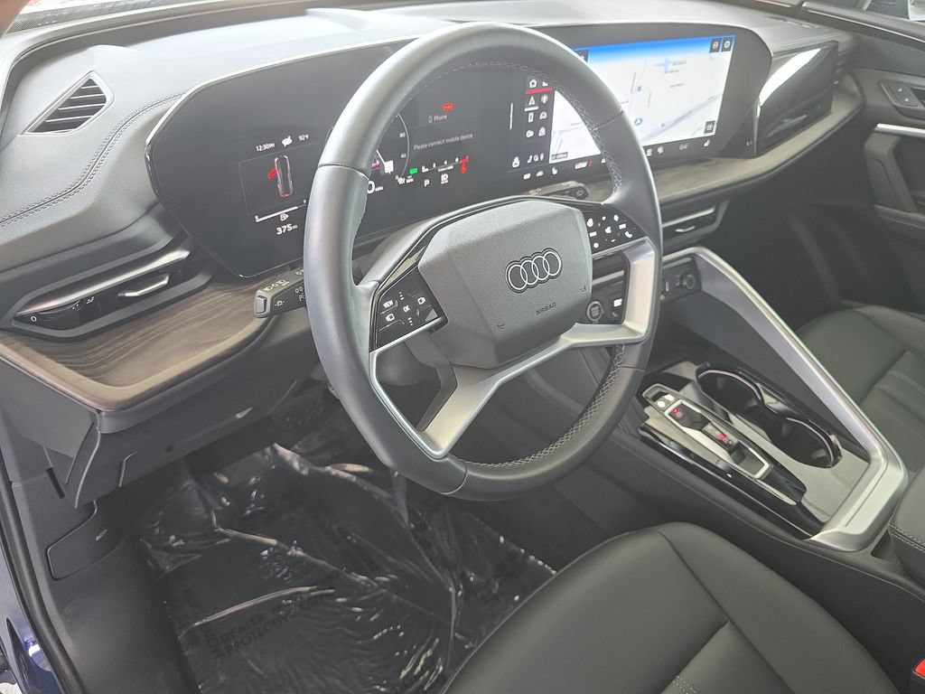 Certified 2025 Audi Q5 Premium w/ Convenience Package AWD/4WD image 21