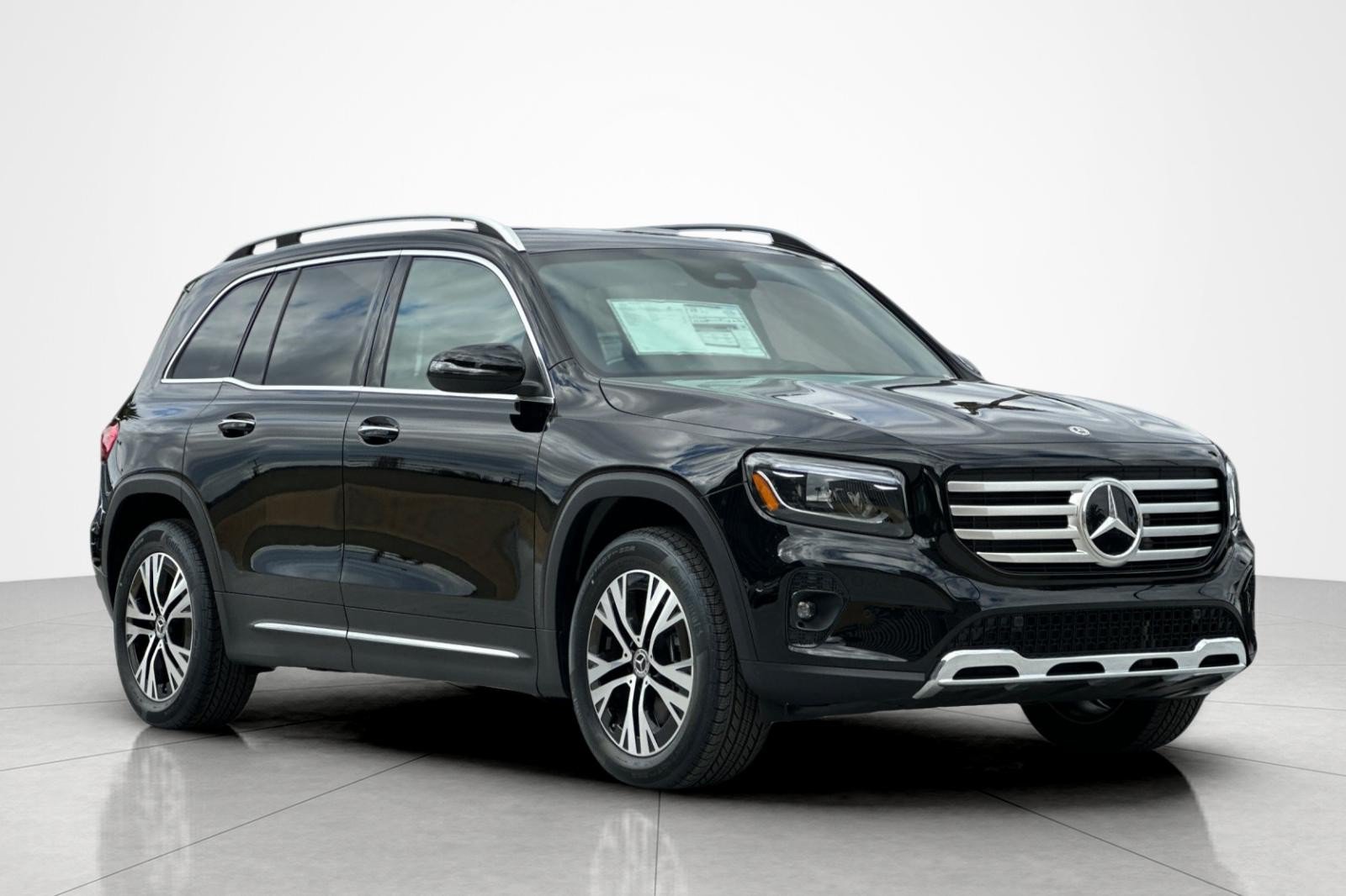 New 2025 Mercedes-Benz GLB 250 image 7