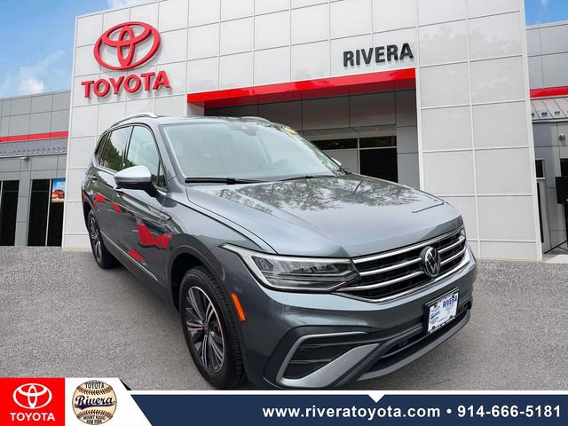 Used 2024 Volkswagen Tiguan Wolfsburg Edition AWD/4WD image 2