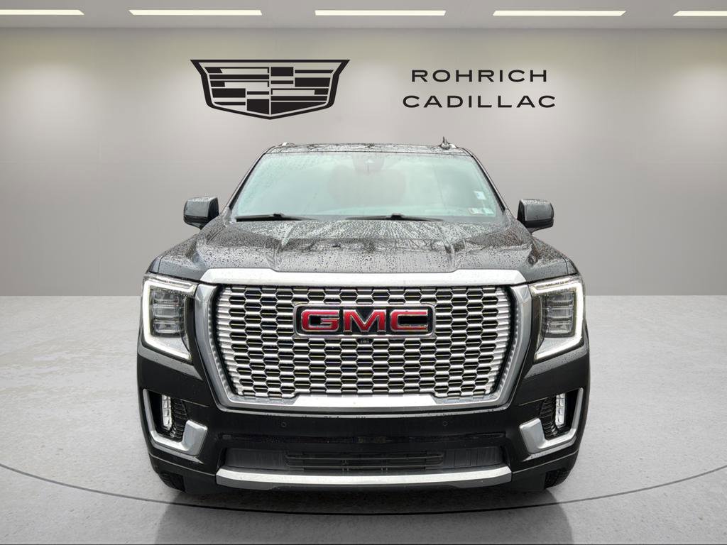 Used 2023 GMC Yukon Denali image 2