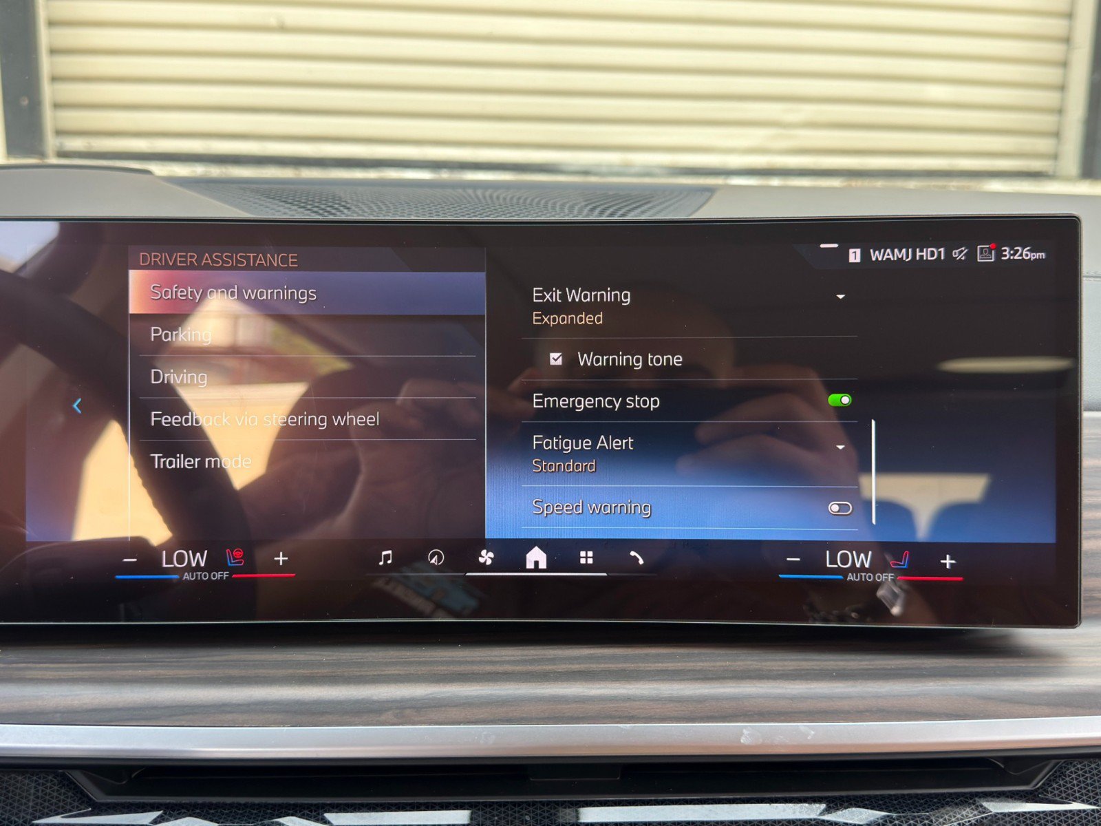 Used 2024 BMW X7 xDrive40i AWD/4WD image 33
